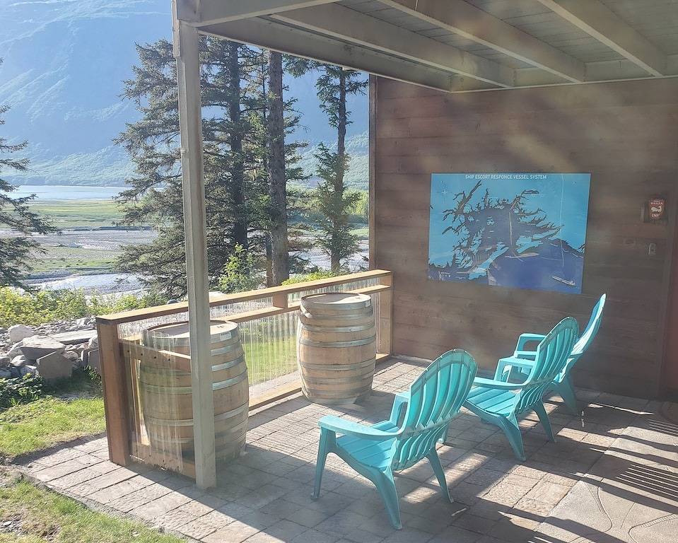 Amazing view of the ocean and mountains, in natural setting. in Valdez, Wrangell - St. Elias Nationalpark