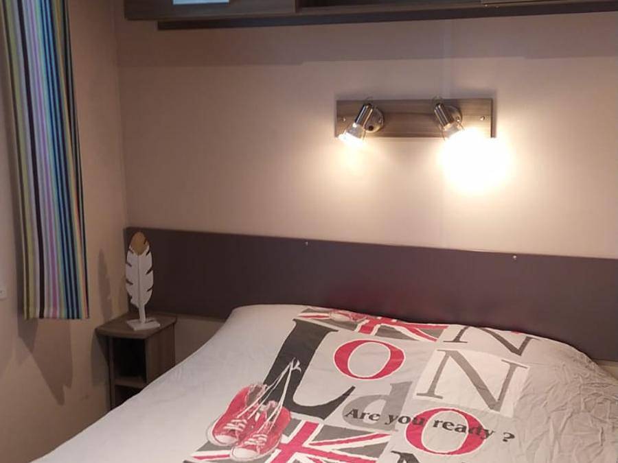 Flower Camping La Rivière - Mobilheim 4 personen - Loggia Confort 24m² (2 Zimmer) + Überdachte Terrasse + Klimaanlage in Saint-Maime, Regionaler Naturpark Luberon