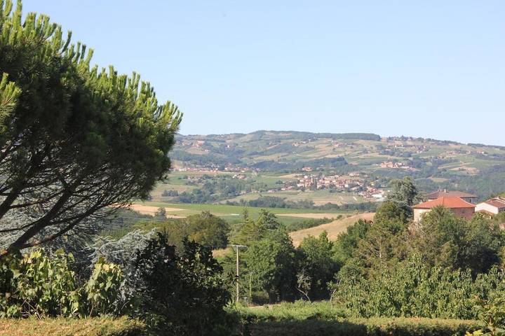 Location de vacances pour 6 personnes, avec jardin ainsi que piscine et vue à Sarcey - 4