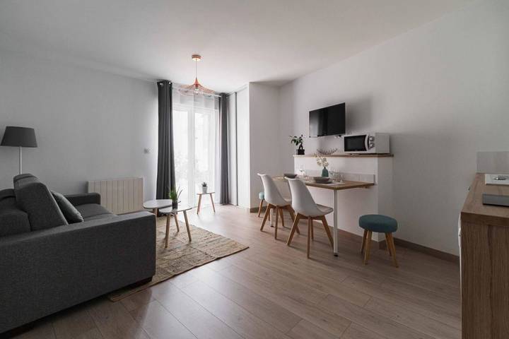 Gîte pour 4 personnes à Miribel