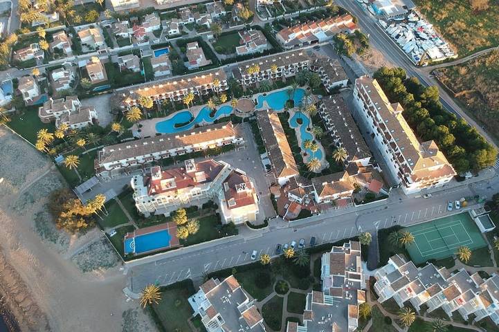 Bungalow für 8 Personen, mit Terrasse und Garten sowie Pool in El Palmar