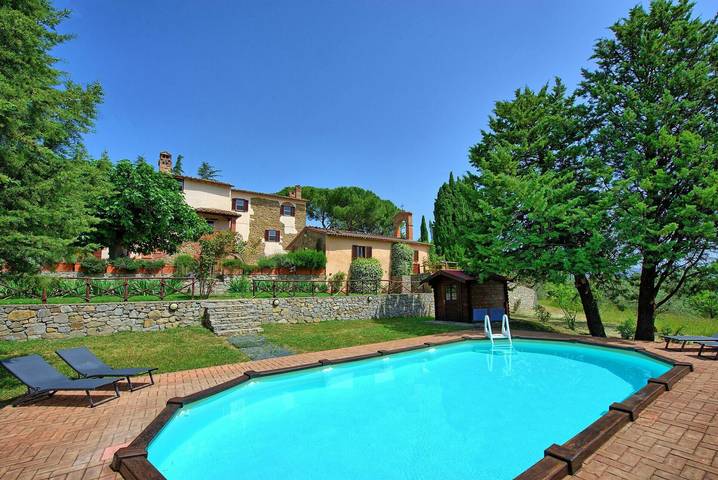 Villa per 11 persone, con piscina in Magione