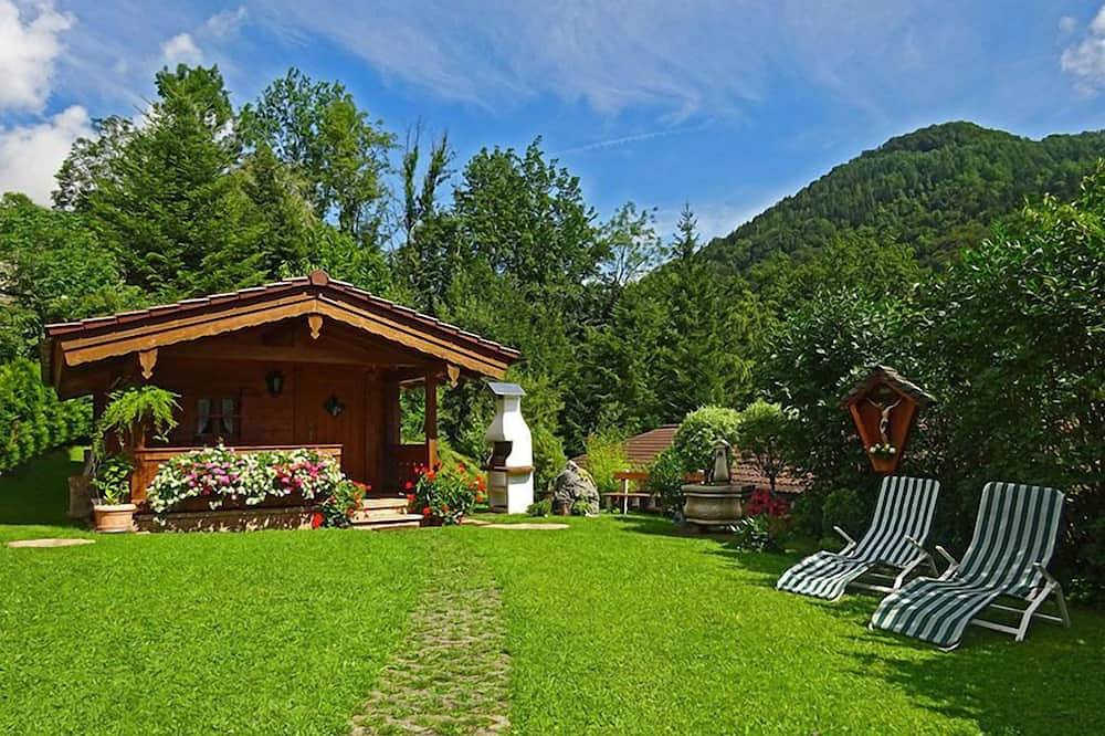 Ganze Wohnung, Ferienwohnung für 1-2 Personen, ca. 45qm in Marktschellenberg, Berchtesgadener Alpen
