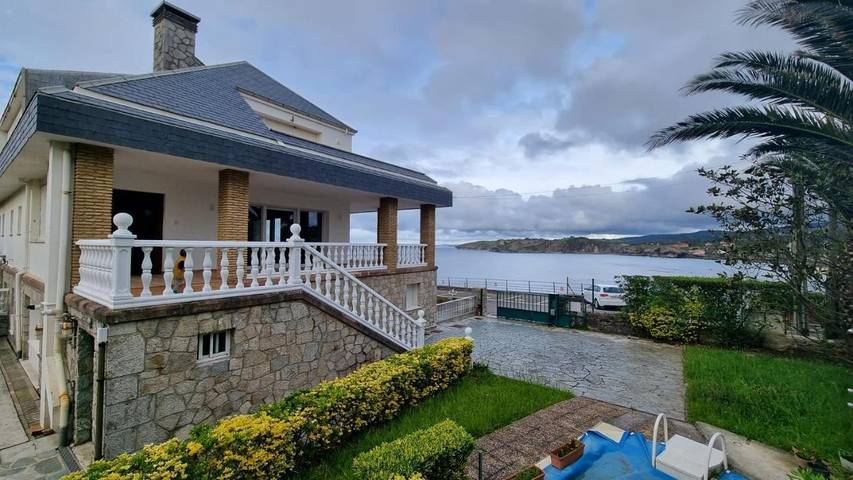 Location de vacances pour 10 personnes, avec vue et balcon à Comillas - 2