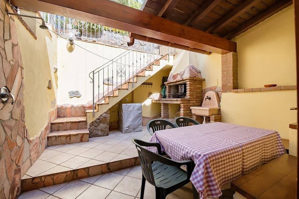 Villetta Celeste - vista mare a 80metri dalla spiaggia in Geremeas, Cagliari e Dintorni