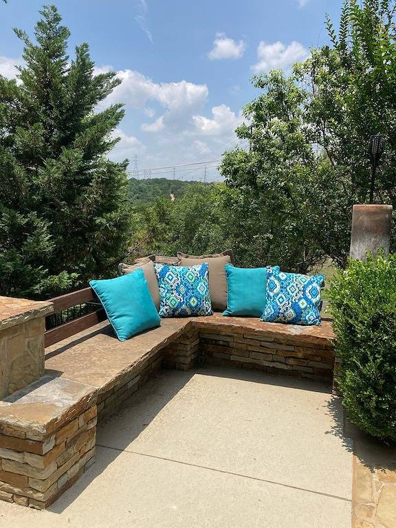 Apartment for 4 people, with hot tub and terrace as well as yard in Austin (TX)