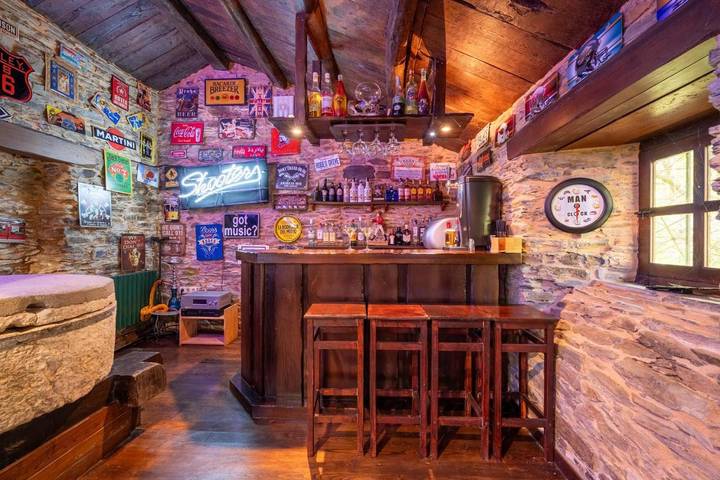 Chalet para 20 personas, con jardín además de vistas y piscina, Se admiten mascotas en Eo-Navia - 3