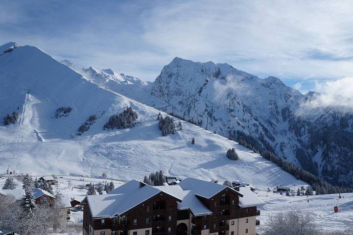 Location de vacances pour 4 personnes, avec piscine à Manigod