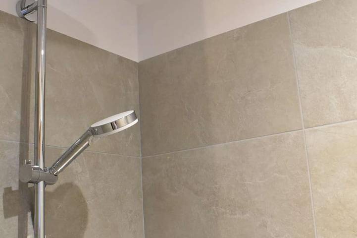 Ganze Wohnung, Gemütliches 4-Personen Studio mit Südbalkon in Meribel, nahe Pisten und Busstation! in Les Allues, Vanoise-Massiv