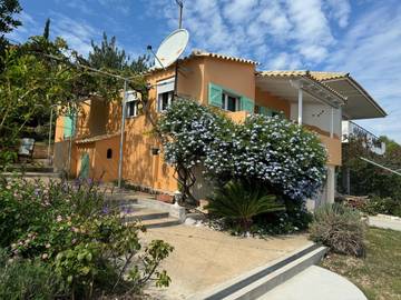 Gîte pour 6 personnes, avec jardin à Messine