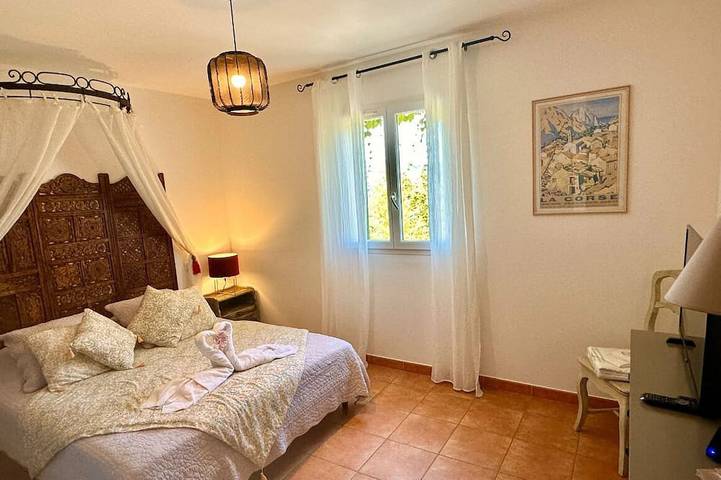 Location de vacances pour 8 personnes, avec jacuzzi et balcon, animaux acceptés à Cateri - 2