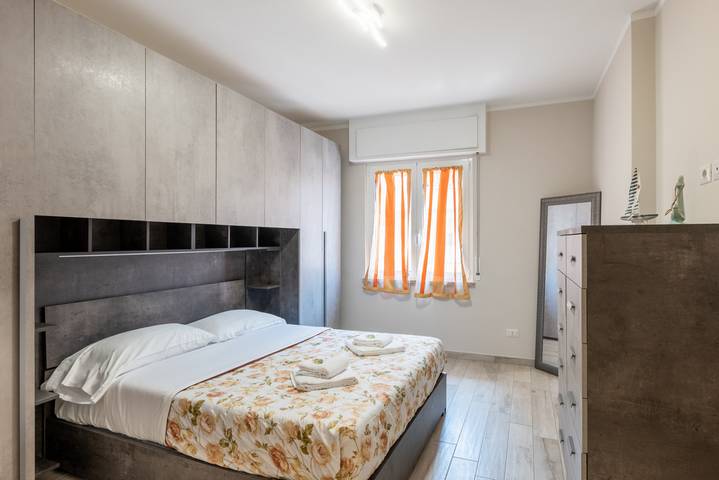 Ganze Wohnung, Ferienwohnung für 6 Personen mit Balkon/Terrasse in San Remo, Sanremo Gemeinde