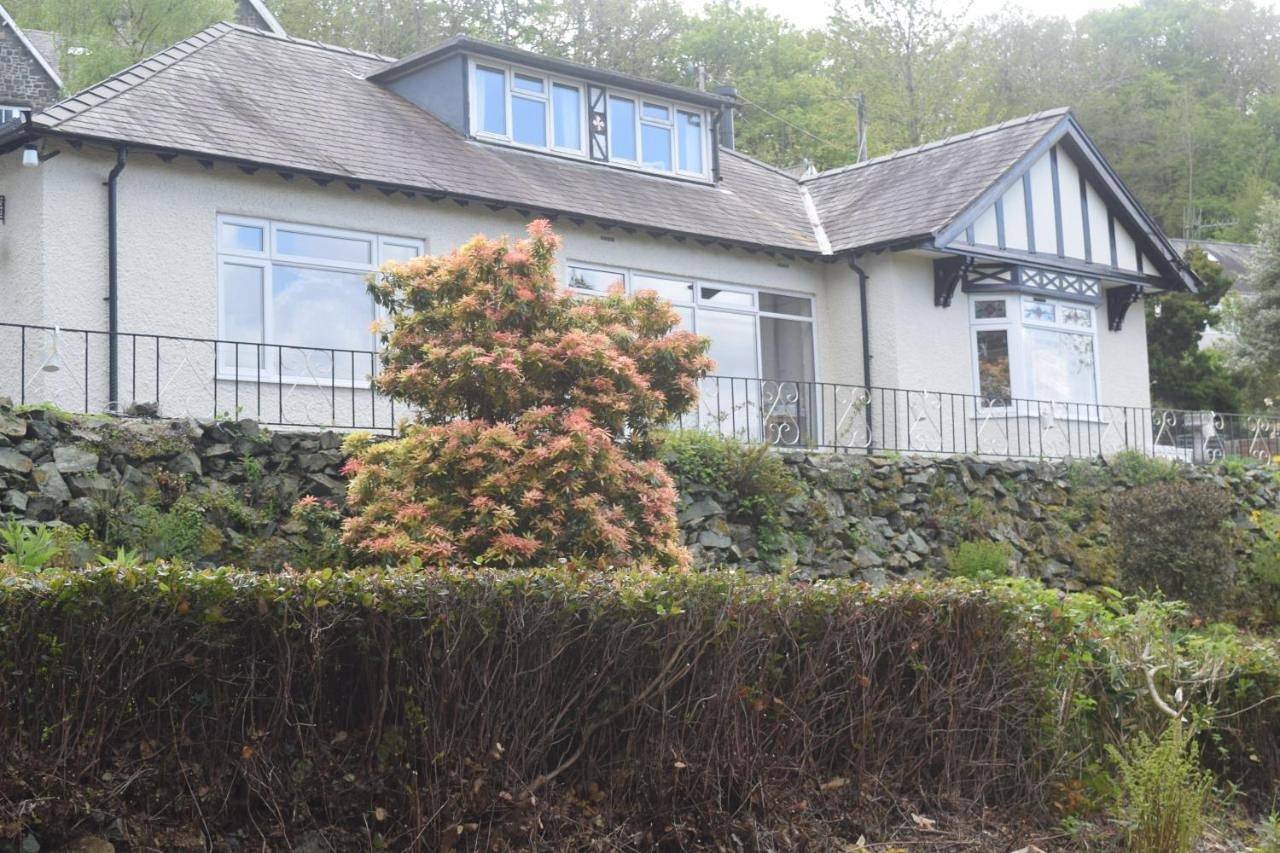 Double Room with Mountain View in Dolgellau, Snowdonia