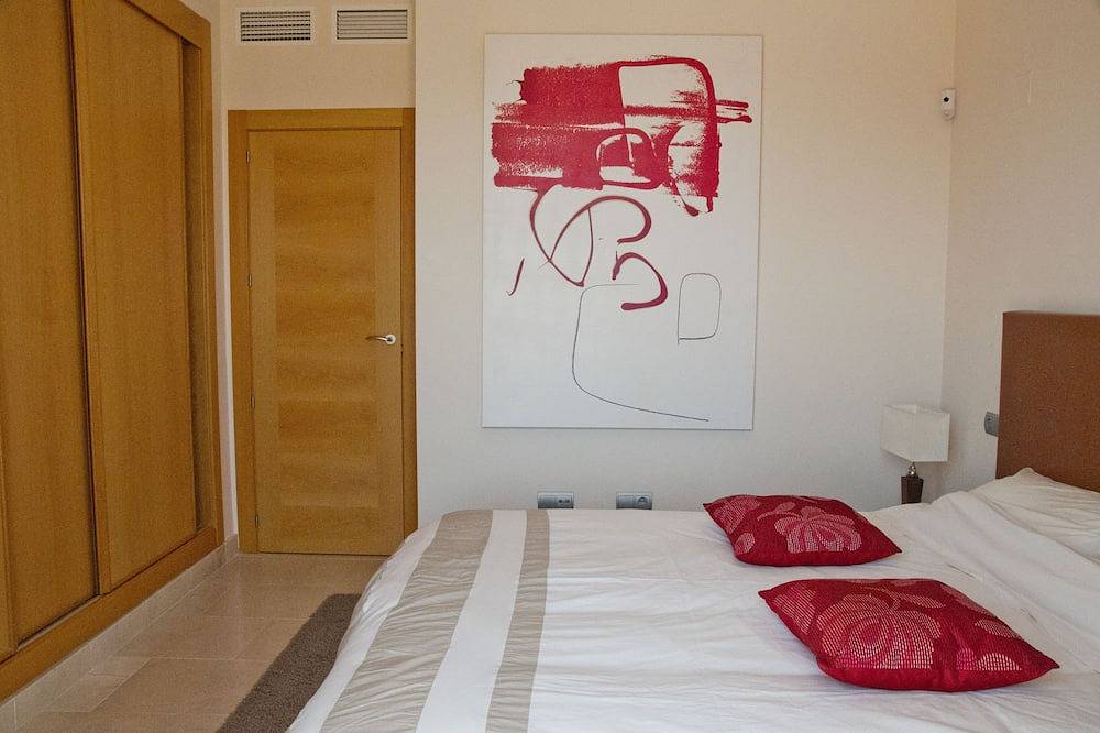 Apartamento entero, Elegante ático - perfectamente situado entre Estepona y Marbella in La Resina, Estepona