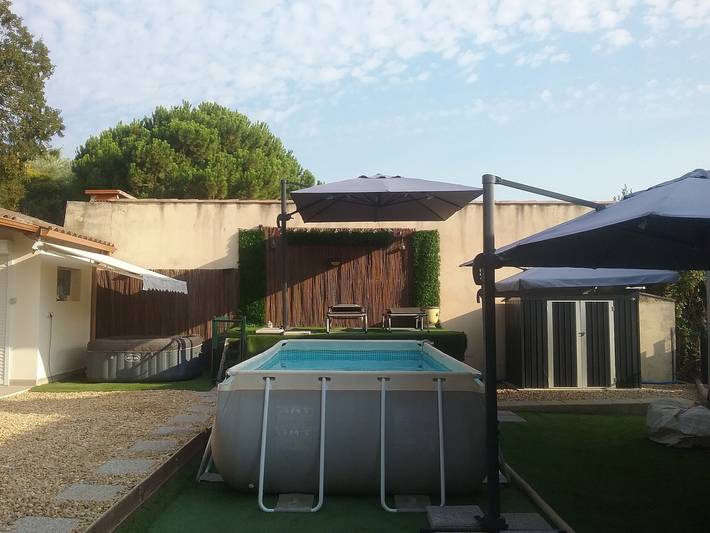Gîte « Villa athena » con piscina compartida, terraza privada y Wi-Fi in Montagnac, Costa mediterránea (Francia)