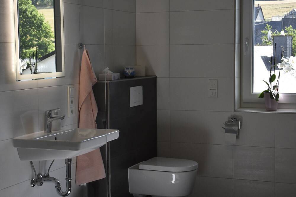Ganze Wohnung, Ferienwohnung \"Hanne\" - für 2-3 Personen mit Balkon in Weiden (Rheinland-Pfalz), Nahetal