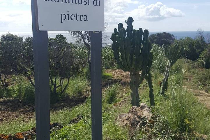 Dammusi di Pietra Luna in Penna, Isola di Pantelleria (Italia)
