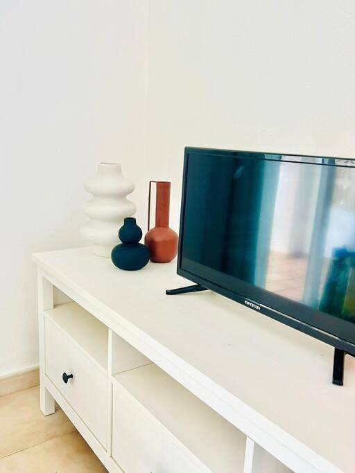 Gîte pour 4 personnes, avec jardin et piscine ainsi que bassin pour enfant et terrasse à Cala en Blanes - 3