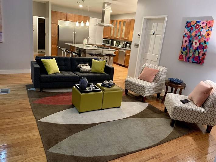 Vacation rental for 12 people, with hot tub in Somerville