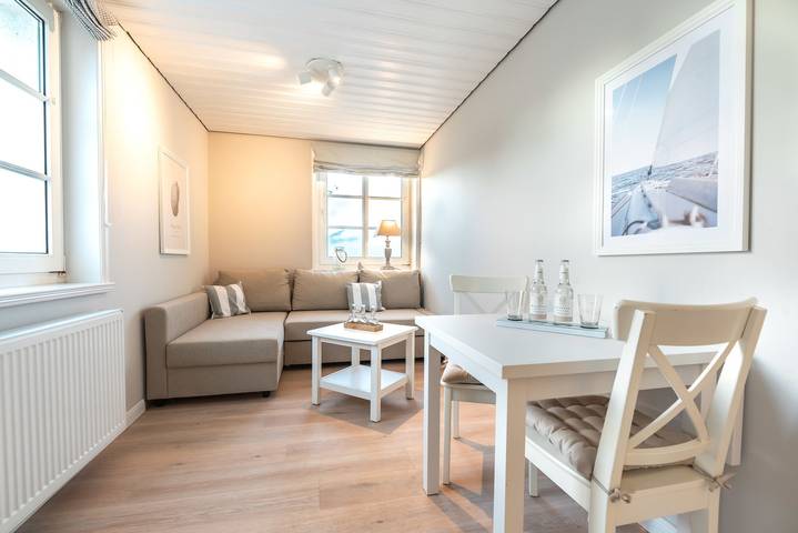 Ganze Ferienwohnung, Landhaus am Meer - Whg. 3 Liinsand in Nordfriesische Inseln (Schleswig-Holstein) (Schleswig-Holstein), Utersum