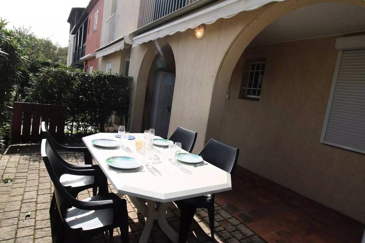 Appartement entier, Appartement pour 4 personnes avec piscine et accès mer à Gassin in Port Cogolin, Gassin