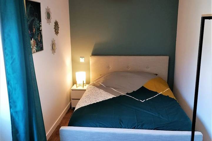 Appartement entier, Appartement moderne entièrement rénové in Aurillac, Région d'Aurillac