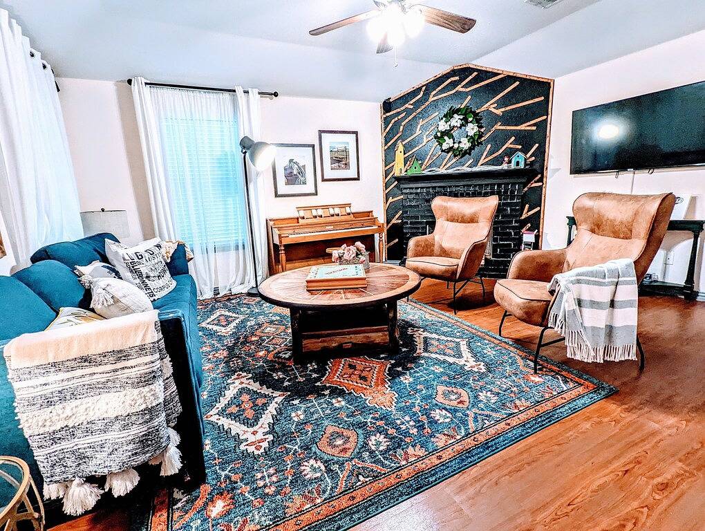 Arlington Home Near At&T Stadium, Globe Life Field, Six Flags - Free Parking!!! in Arlington, Tarrant County