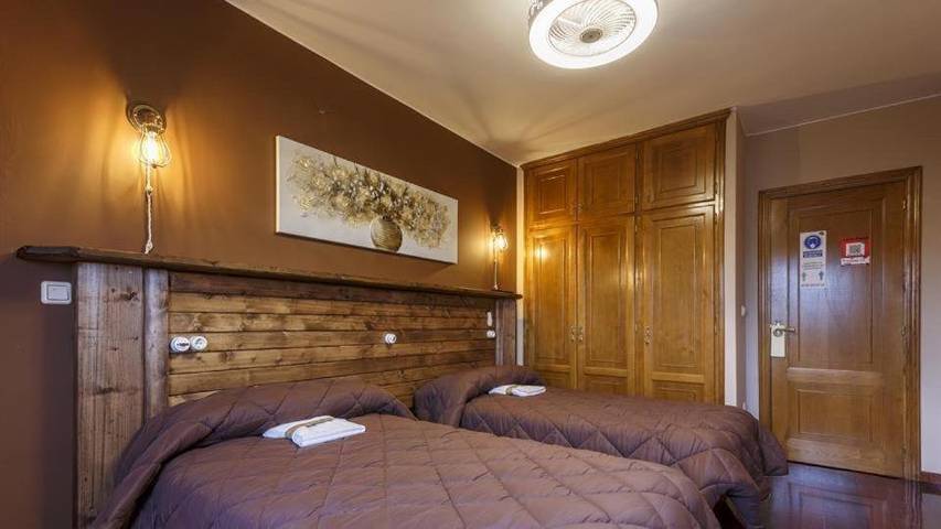 Hotel para 2 personas, Se admiten mascotas en Provincia de Lugo - 3