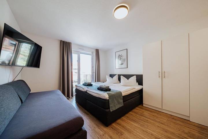 Ferienwohnung für 3 Personen, mit Balkon und Terrasse sowie Garten und Ausblick in Metzingen - 3