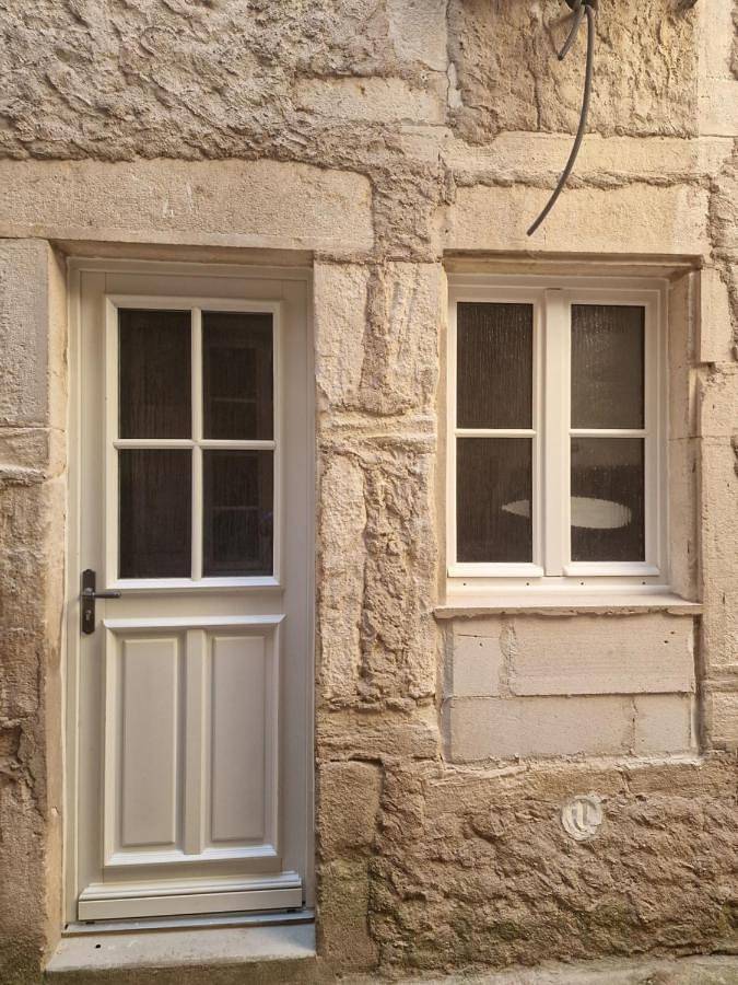 Gîte pour 2 personnes, avec terrasse à Givry - 4