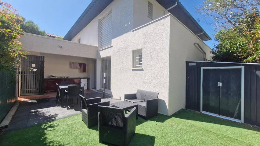 Maison de vacances pour 6 personnes, avec piscine et jardin