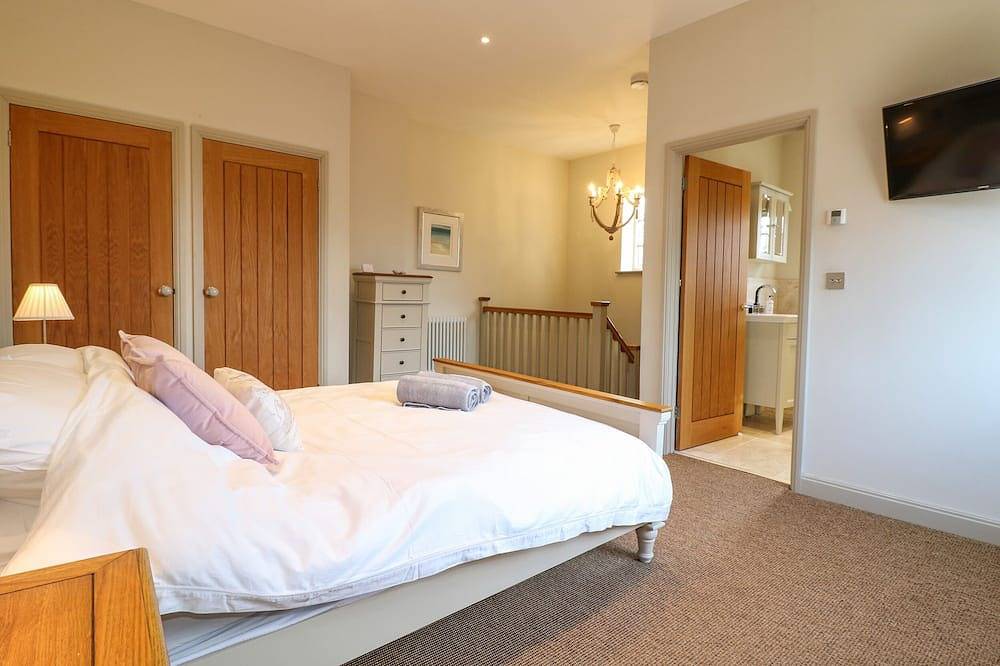 Orgreave Cottage, family friendly, luxury holiday cottage in Alrewas in Staffordshire