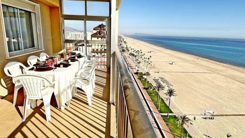 Holiday apartment for 9 people, with balcony and garden, child-friendly - 1