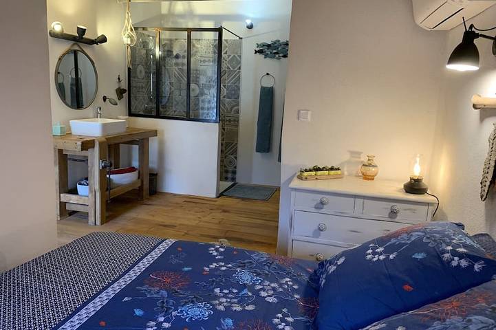 Location de vacances pour 4 personnes, avec terrasse à Allègre-les-Fumades - 2