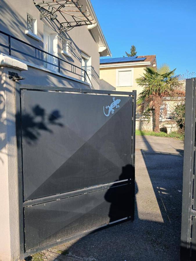 Maison d’hôte pour 2 personnes, avec Jacuzzi ainsi que Terrasse et Jardin