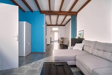 Location de vacances pour 4 personnes, avec terrasse et jardin à Lezennes