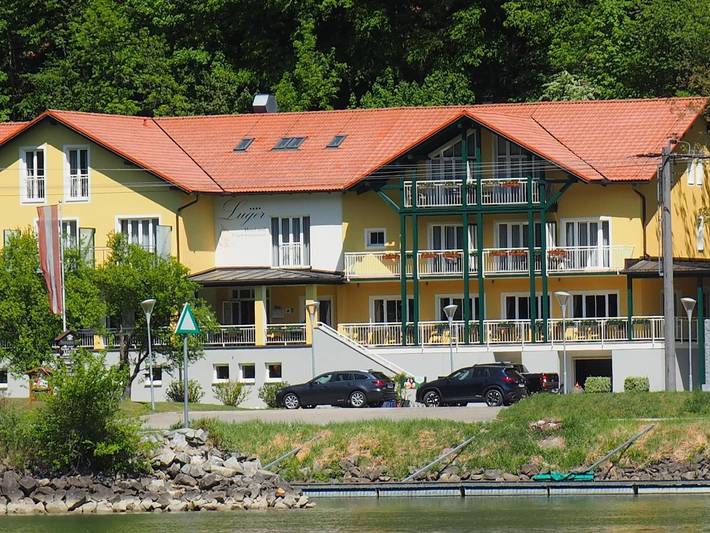 Hotel für 3 Personen, mit Terrasse und Garten