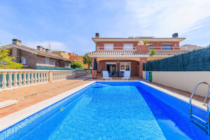 Finca für 9 Personen, mit Terrasse und Garten an der Costa Dorada - 2