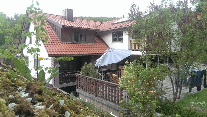 Gästehaus für 2 Personen, mit Terrasse und Garten in Hirschbach