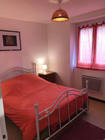 Gîte pour 2 personnes, avec jardin et terrasse à Capdenac-Gare