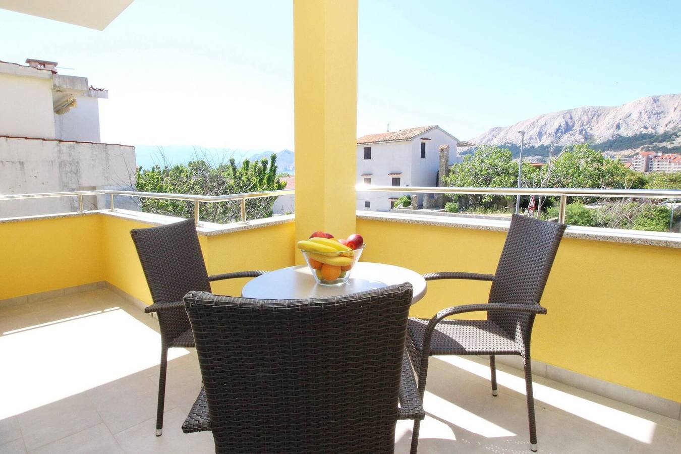 Ganze Wohnung, Charmante Wohnung Brnic Nr. 4 - mit geräumigem Balkon in Baska, Krk