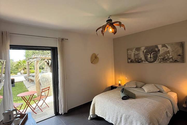 Chambre d’hôte pour 2 personnes à Lecci - 4