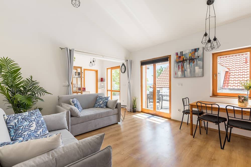 Fantail Apartment / Waterview Apartments in Mimice, Split-Dalmatien