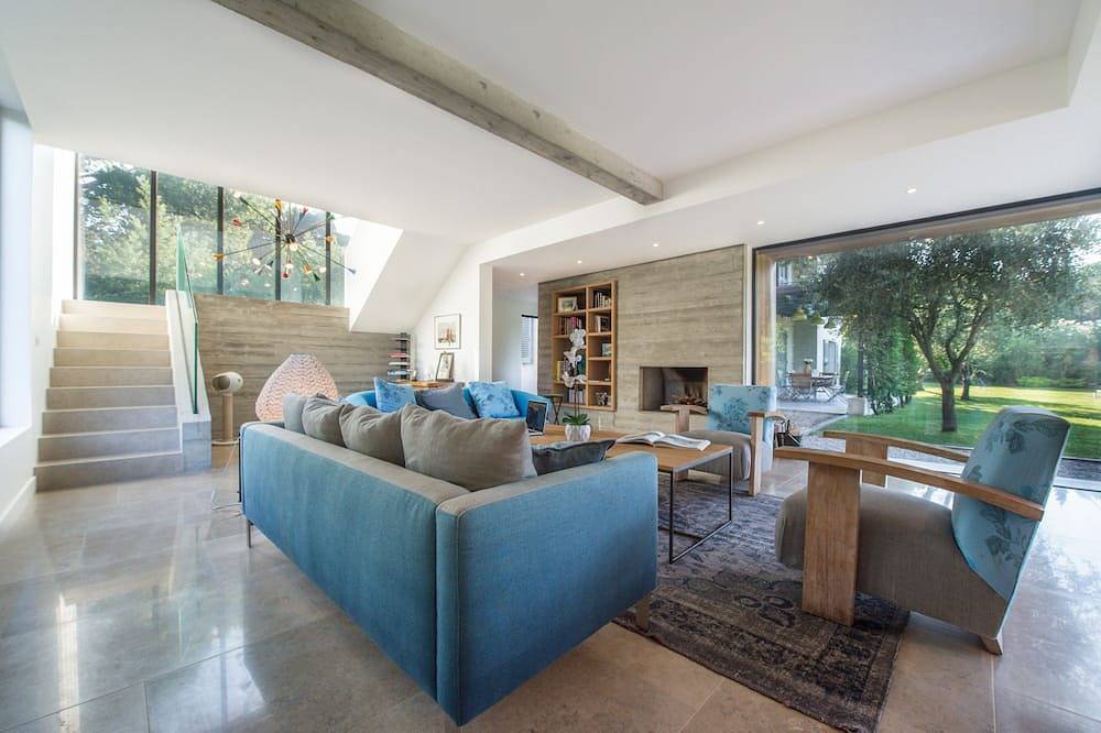 Magnifique Villa Contemporaine - A Pied De La Plage De Gigaro in Gigaro, La Croix-Valmer
