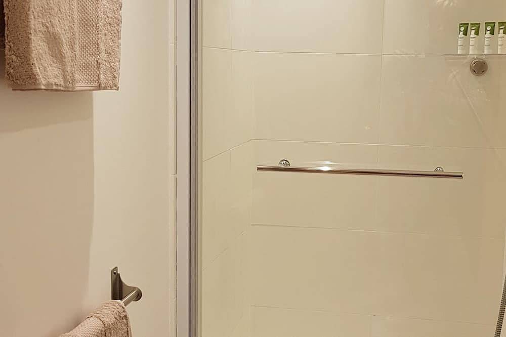 Ganze Wohnung, 3 P Meerblick Golfe Juan 4/6 Pers. Wifi Clim Terrasse - klassifiziert für den Tourismus eingerichtet in Golfe-Juan, Vallauris