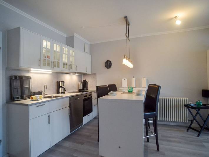 Ferienwohnung für 4 Personen, mit Balkon und Garten in Prora - 4