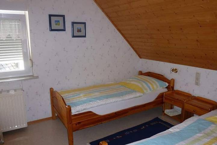 Ferienwohnung für 6 Personen, mit Garten