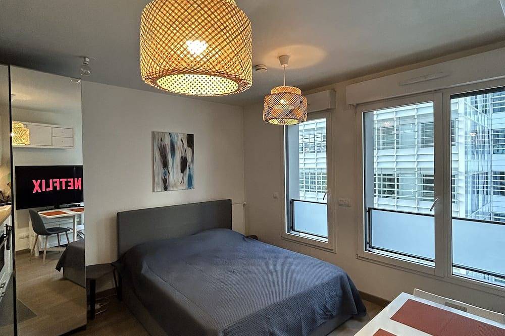Entire apartment, Studio Design & Cosy avec Parking in Issy-les-Moulineaux, Hauts-de-Seine