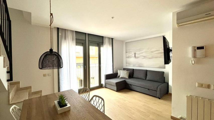 Apartamento para 5 personas, con Balcón y Terraza en Tarrasa