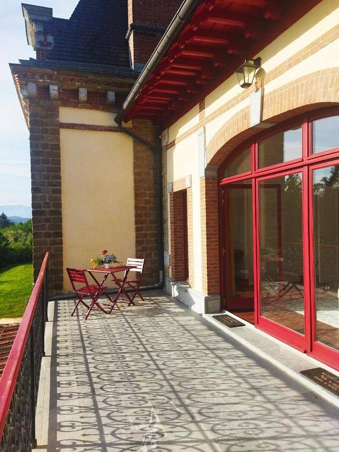 Domaine De La Tisnere in Gelos, Béarn